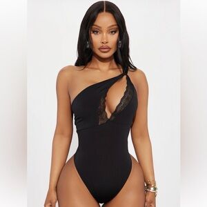 Black One-Shoulder Lace Bodysuit